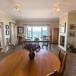 Moonglow Guesthouse